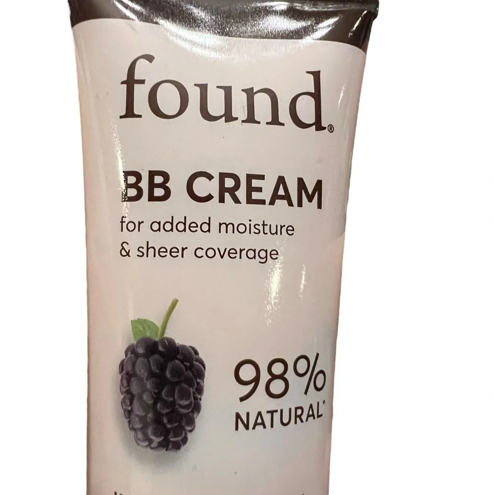 Found BB‎ Cream with Blackberry Extract, 40 TAN 1.6 fl oz Hydration Tinted Cream
